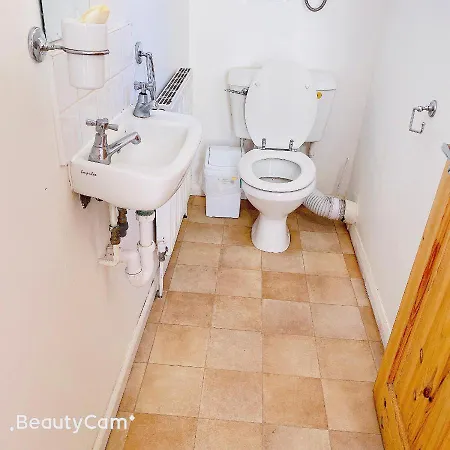 Charminster Homestay-2